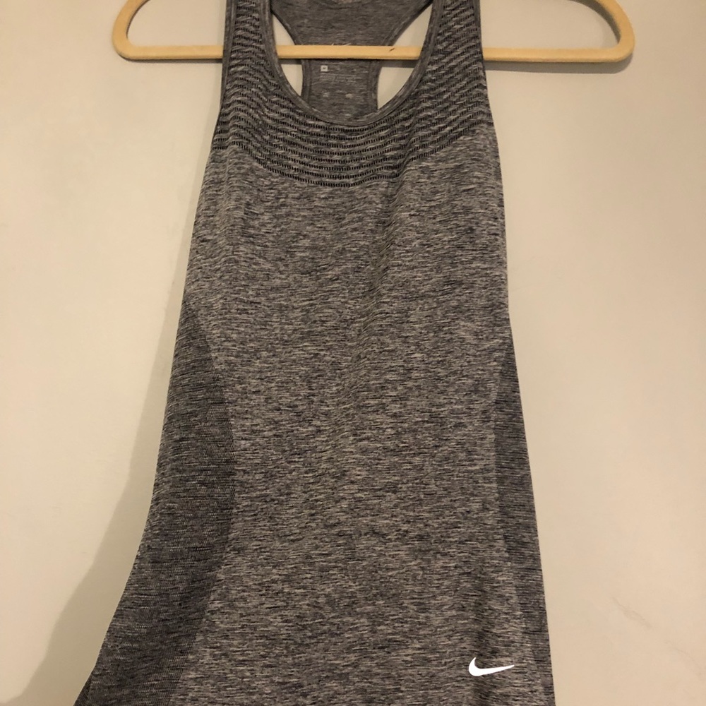 Nike workout tank